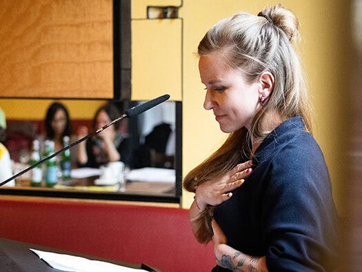 Dorota Masłowska speaking on stage of Europe 24 at Literaturhaus Hamburg.© Daniel Müller