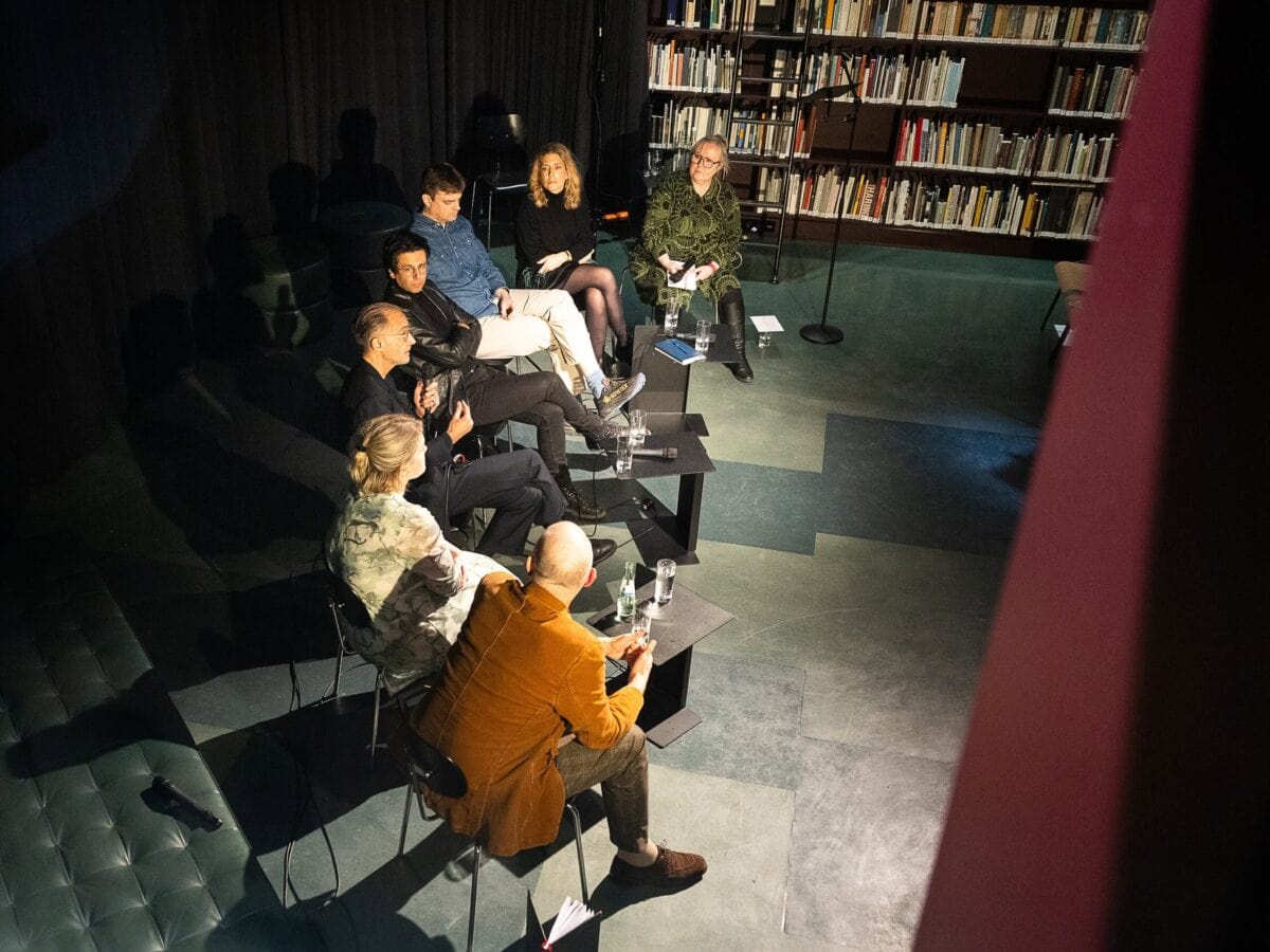 gruppe von oben aspect ratio 4 3The New Cartographers, HFBK 2025 © Daniel Müller