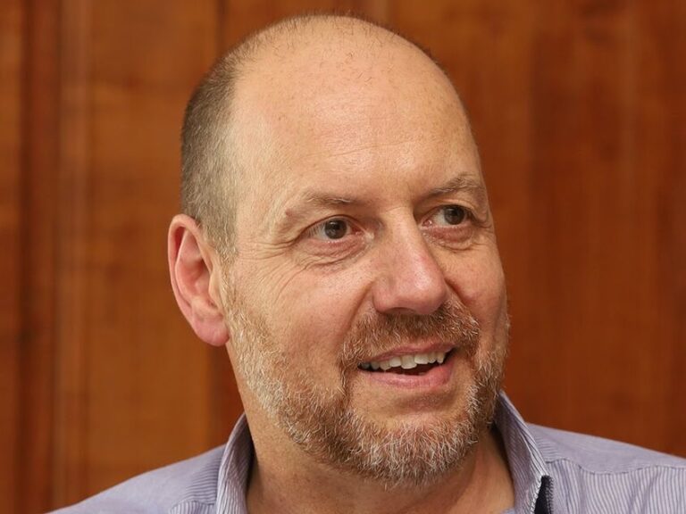 A bald man with a blue shirt and a smile.Ingo Herzke © Miklós Klaus Rózsa