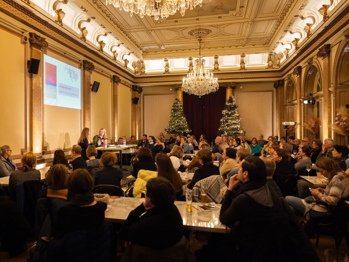 nedrejord saal aspect ratio 4 3Kathrine Nedrejord 2025 © Daniel Müller